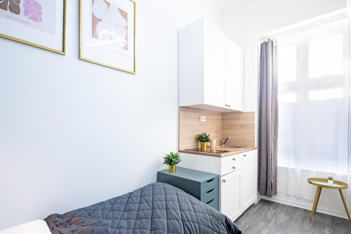 Ultra For Solo Traveller - Air Con Apartment Budapest